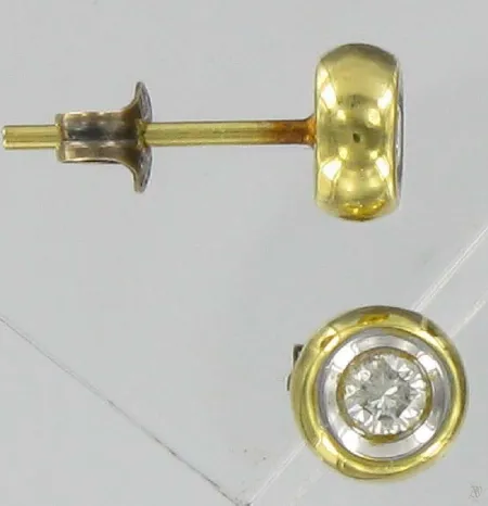 Timanttikorvakorut 2xn.0,13ct 585 paino 2,1g Vikt: 2,1 g