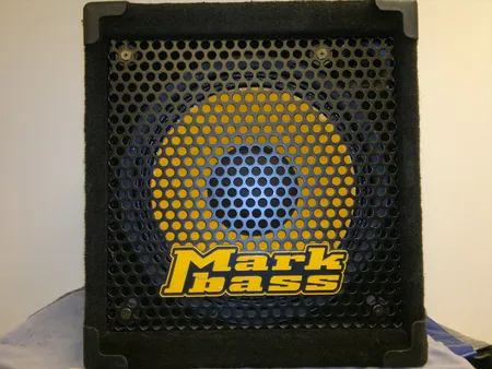 Bassovahvistin Markbass mini cmd 121 p. Ainoastaan nouto myymälästä.