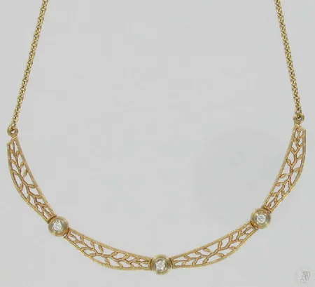 Timanttikaulakoru 3xn.0.06ct, Kalevala Koru,  pituus 45cm, 585, paino 11,4g Vikt: 11,4 g