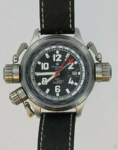 Teräsrannekello Aeromatic nahkarannekkeella, GMT 200M680FT, quartz, lasi viallinen, ei käy