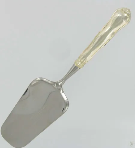 Kakkulapio Chippendale, kaivertamaton, 830br, paino 60,9g Vikt: 60,9 g