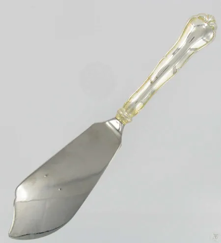 Kakkuveitsi Chippendale, kaivertamaton, 830br, paino 81,7g Vikt: 81,7 g