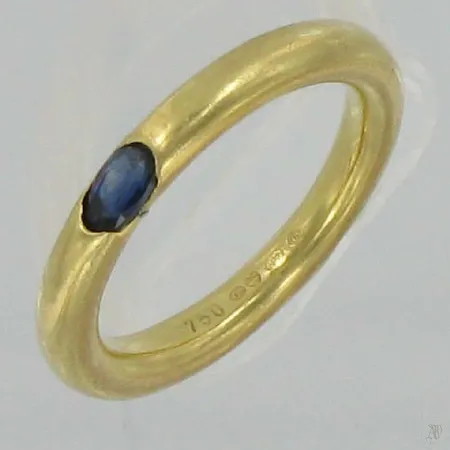 Sileä sormus kivellä, kaivertamaton, koko 17, 750br, paino 6,4g Vikt: 6,4 g