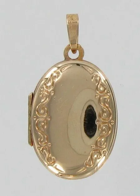 Medaljonki, 585br, paino 1,8g Vikt: 1,8 g