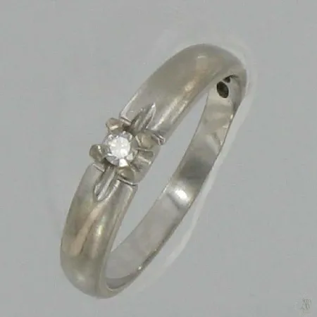 Timanttisormus 1xn.0,05ct, kaivertamaton, koko 17, 585, paino 3,0g Vikt: 3   g