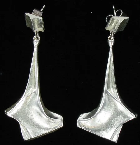 Hopeiset korvakorut, Antares Lapponia, 925, paino 12,9g Vikt: 12,9 g