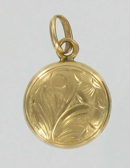 Medaljonkiriipus, viallinen, 750, paino 3,0g Vikt: 3   g