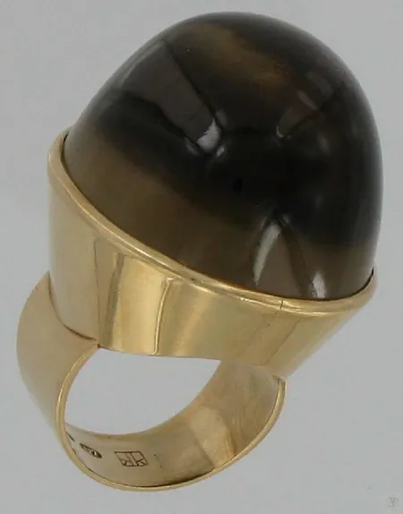 Kivisormus, Kaunis Koru, vuodelta 1973, koko 15¼, 585br, paino 24,4g Vikt: 24,4 g