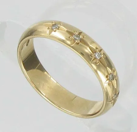Timanttisormus 5xn.0.01ct, kaivertamaton, koko 16, 585, paino 2,9g Vikt: 2,9 g