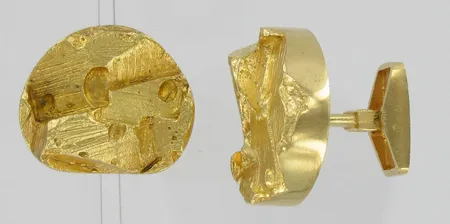 Kalvosinnapit, valmistaja Finlandia, valmistettu 1972-1973, 750, paino 35,9g Vikt: 35,9 g