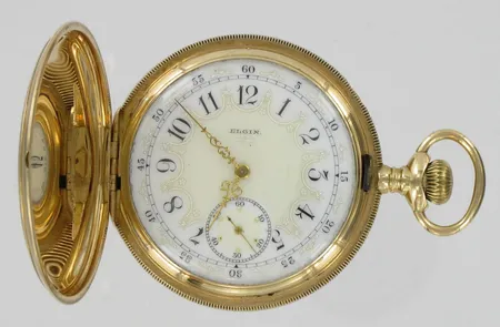 Umpikuorinen taskukello Elgin National Watch Co, 15 kivinen, koneiston numero 9950418, pieni painuama rungon reunassa, kaiverrettu, 585br, paino 106,4g Vikt: 106,4 g