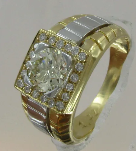 Timanttisormus 1xn.1,74ct 20xn.0,01ct, kaivertamaton, koko 20, 750, paino 11,6g Vikt: 11,6 g
