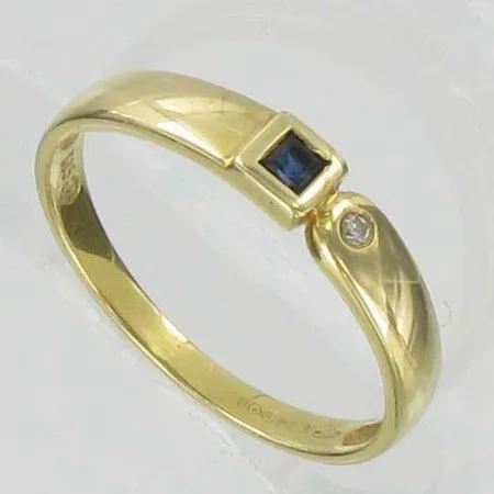 Sinisafiirisormus timantilla 1xn.0.01ct, kaivertamaton, koko 17½, 585br, paino 1,7g Vikt: 1,7 g