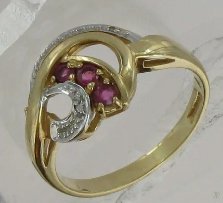 Kivisormus timanteilla 2xn.0,005ct, kaivertamaton, koko 17, 585br, paino 3,0g Vikt: 3   g