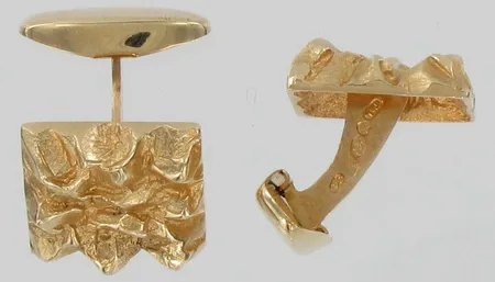 Kalvosinnapit, 585, paino 13,3g Vikt: 13,3 g