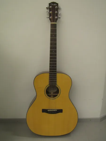 Akustinen kitara Fender GA-43S Nat valmistettu Koreassa, kitarapussi. Ainoastaan nouto myymälästä!