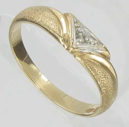 Timanttisormus 1xn.0.005ct, kaivertamaton, koko 18, 585, paino 2,3g Vikt: 2,3 g