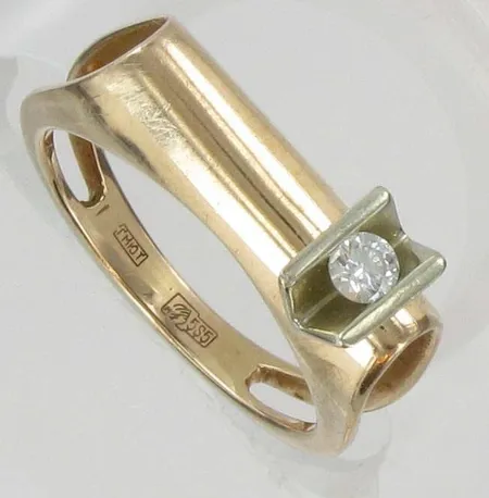 Timanttisormus 1xn.0.14ct, kaivertamaton, koko 19, 585, paino 5,4g Vikt: 5,4 g
