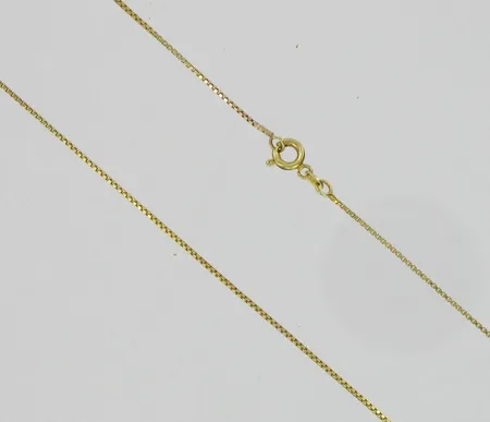 Venetsiakaulaketju, pituus 39,5cm, 585, paino 2,5g Vikt: 2,5 g