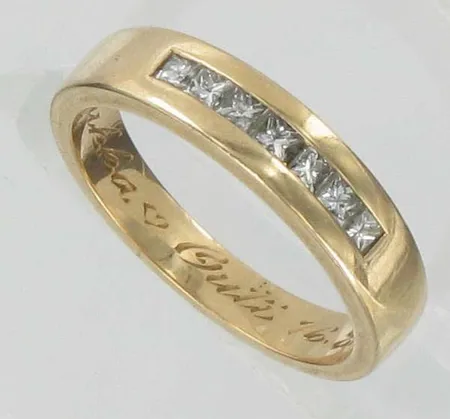 Timanttisormus 5xn.0.05ct Princess, kaiverrettu, koko 17¼, 585, paino 4,5g Vikt: 4,5 g