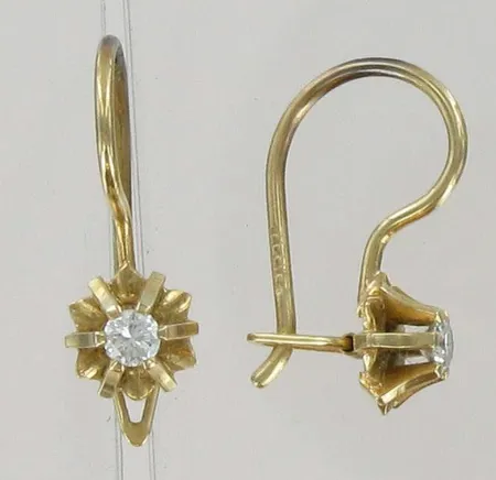 Timanttikorvakorut 2xn.0,05ct, 585, paino 1,2g Vikt: 1,2 g
