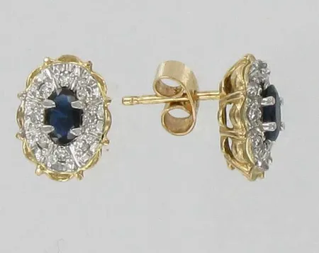 Safiirikorvakorut timanteilla 16xn.0.005ct, 585br, paino 2,5g Vikt: 2,5 g