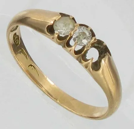 Romukultaa, vanhahiontainen timantti 1xn.0.09ct, 750br, paino 2,7g Vikt: 2,7 g