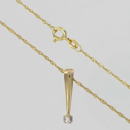 Singaporekaulaketju, pituus 44cm ja timanttiriipus 1xn.0,01ct, 585, paino 2,1g Vikt: 2,1 g