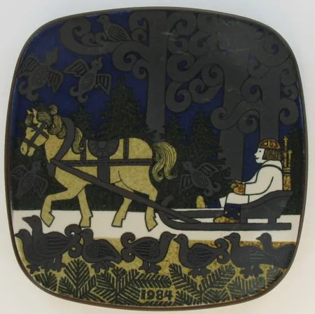 Vuosilautanen Arabia 1984 design R. Uosikkinen, Ainoastaan nouto myymälästä!