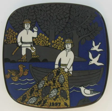 Vuosilautanen Arabia 1997 design R. Uosikkinen, Ainoastaan nouto myymälästä!