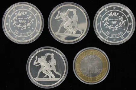 4 juhlarahaa a:10e ateena olympia v.2004 ja 1 juhlaraha jääkiekon mm-kisat 2003, 5e